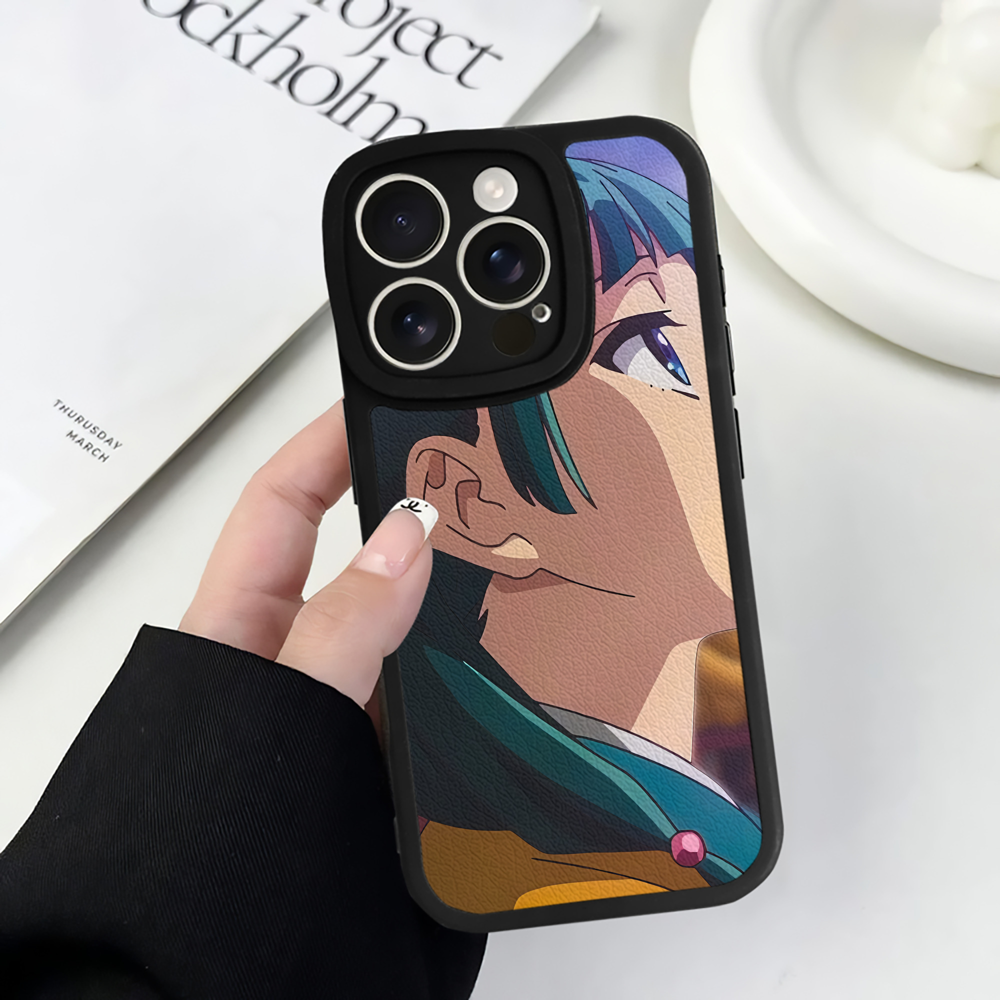 薬屋のひとりごと The Apothecary Diaries 【iPhone 16シリーズ対応】シリコンスマホケース（レザー調） 材質：シリコン